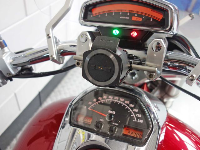 suzuki - m-1800-r-intruder