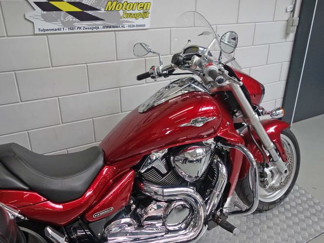 suzuki - m-1800-r-intruder