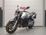 SUZUKI GSR 600