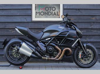 Ducati Diavel Carbon 2013 occasion