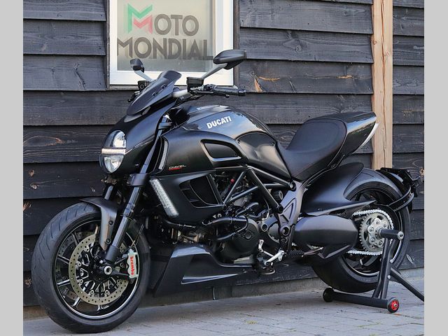 ducati - diavel-carbon
