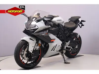 CFMOTO 675 SR-R – foto 4