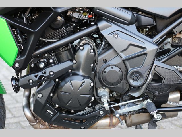 kawasaki - versys-650-grand-tourer