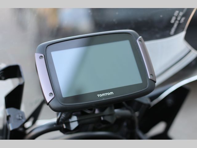 kawasaki - versys-650-grand-tourer