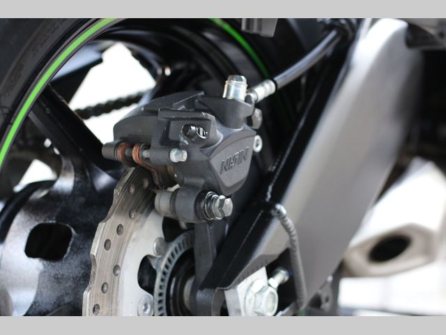 kawasaki - versys-650-grand-tourer