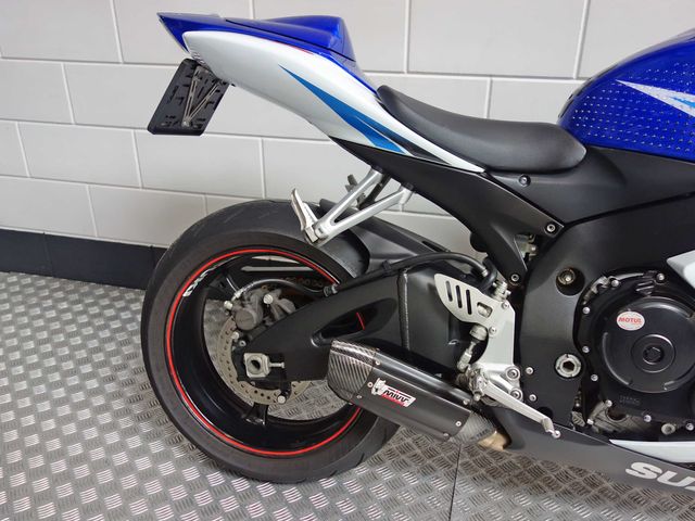 suzuki - gsx-r-750