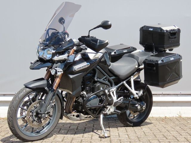 triumph - tiger-explorer