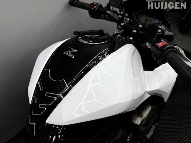 kawasaki - z-800
