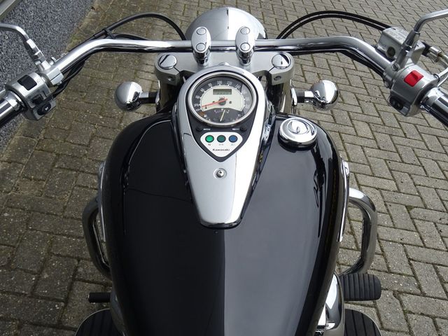 kawasaki - vn-900-classic