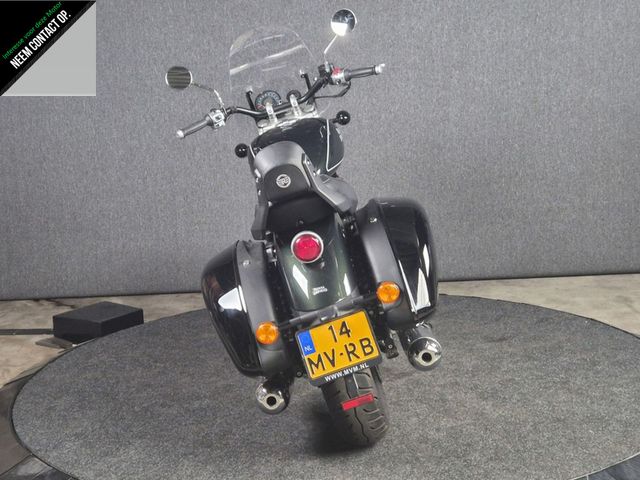 royal-enfield - super-meteor-650