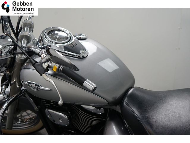 suzuki - vl-800-volusia