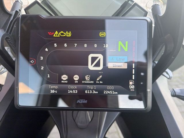 ktm - 1290-super-adventure-s