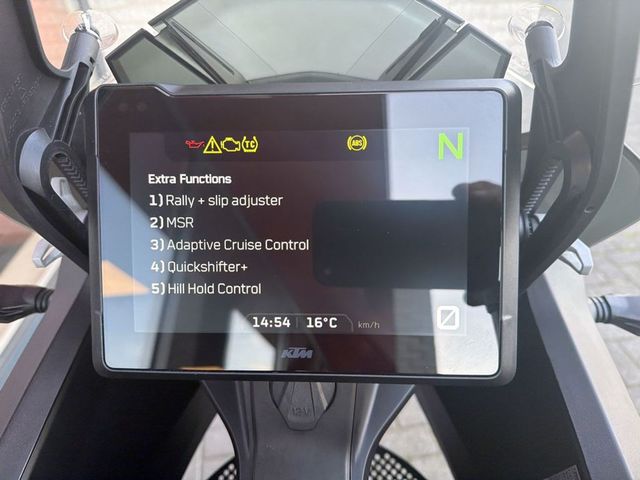 ktm - 1290-super-adventure-s