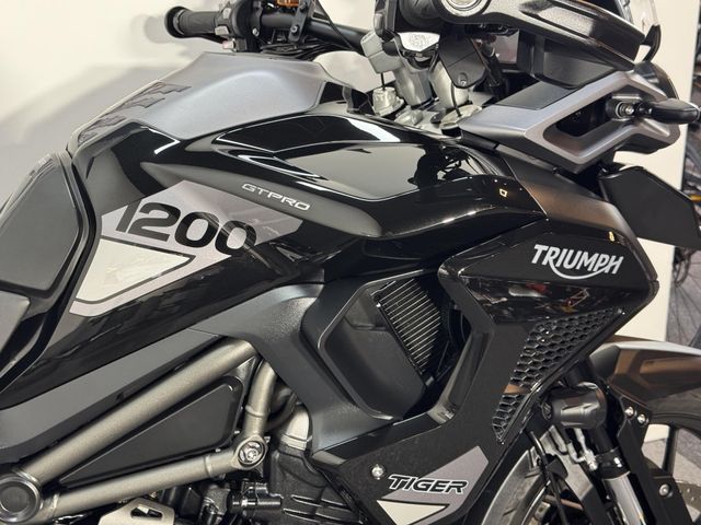 triumph - tiger-1200-gt-pro