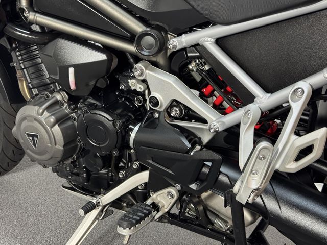 triumph - tiger-1200-gt-pro