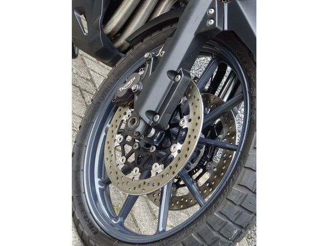 triumph - tiger-explorer