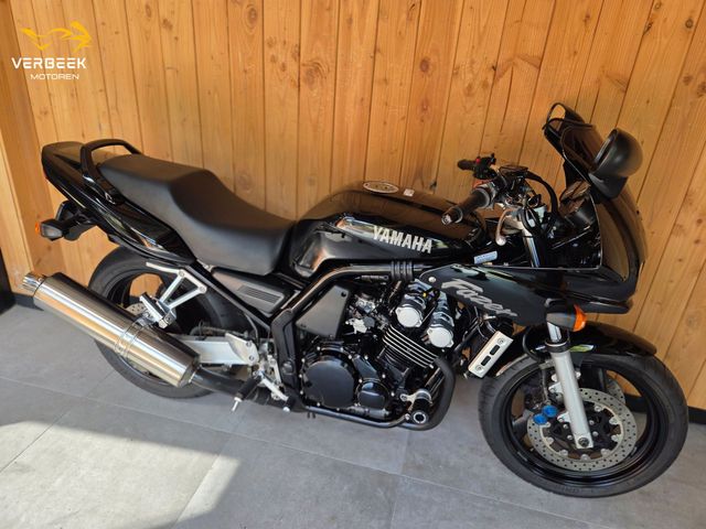 yamaha - fzs-600-fazer