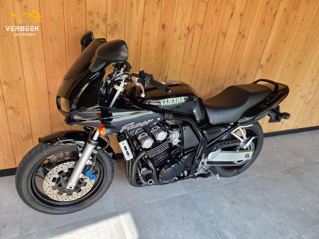 yamaha - fzs-600-fazer