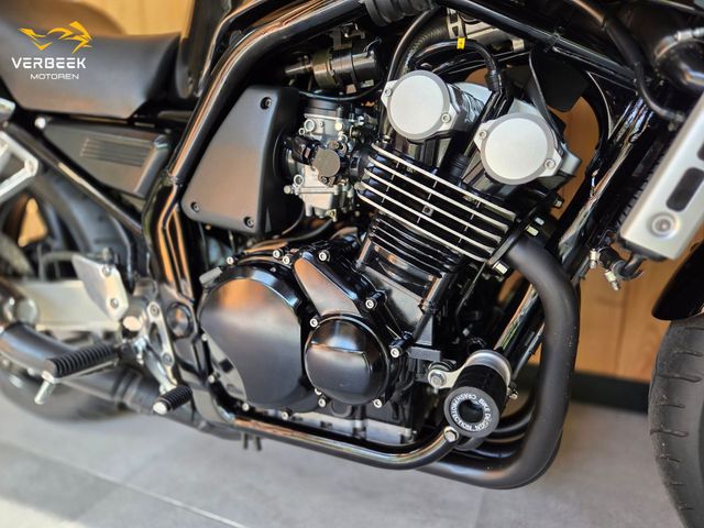 yamaha - fzs-600-fazer