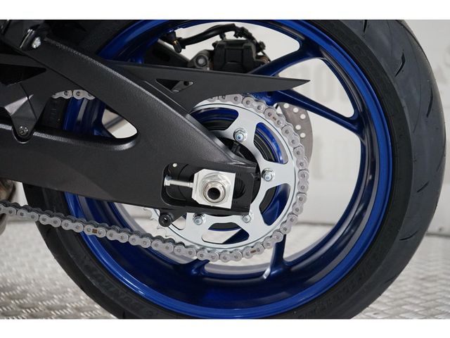 suzuki - gsx-s-1000-gt