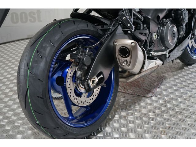 suzuki - gsx-s-1000-gt