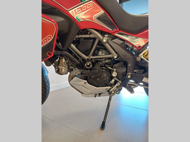 ducati - multistrada-1200-s