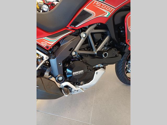 ducati - multistrada-1200-s