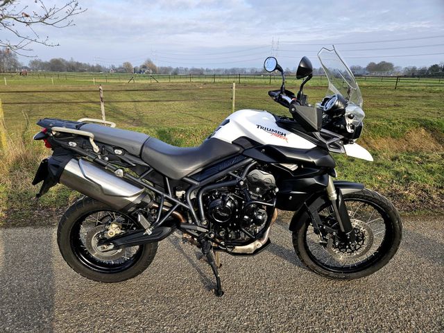 triumph - tiger-800-xc