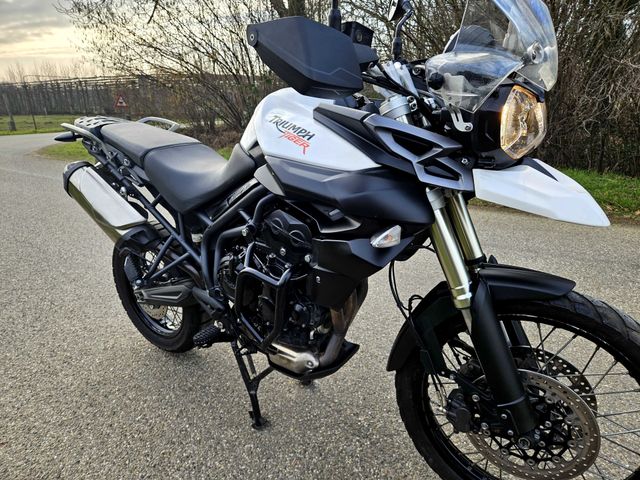 triumph - tiger-800-xc