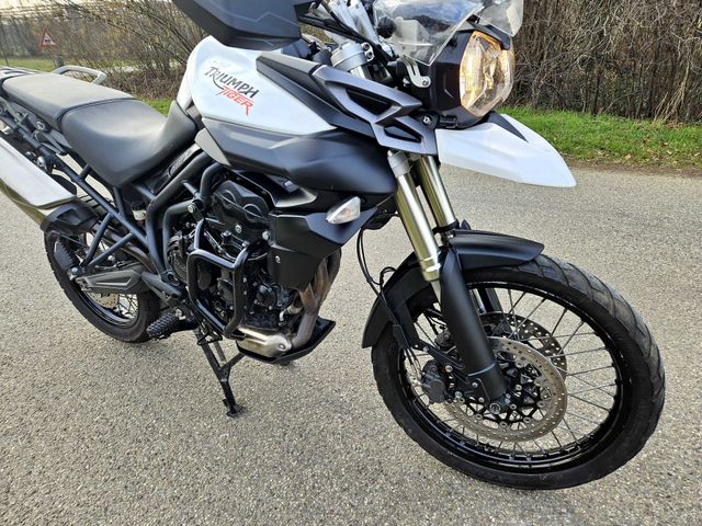 triumph - tiger-800-xc