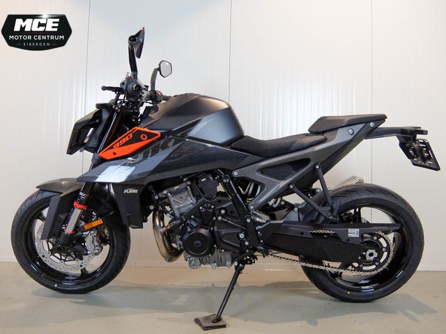 ktm - 990-duke