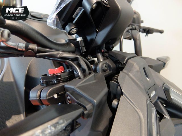 ktm - 990-duke
