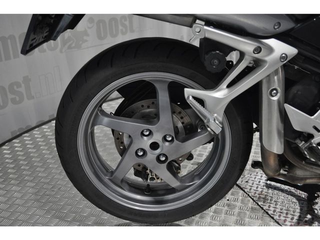 honda - vfr-800-vtec-abs