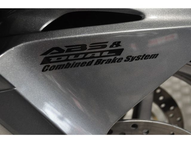 honda - vfr-800-vtec-abs