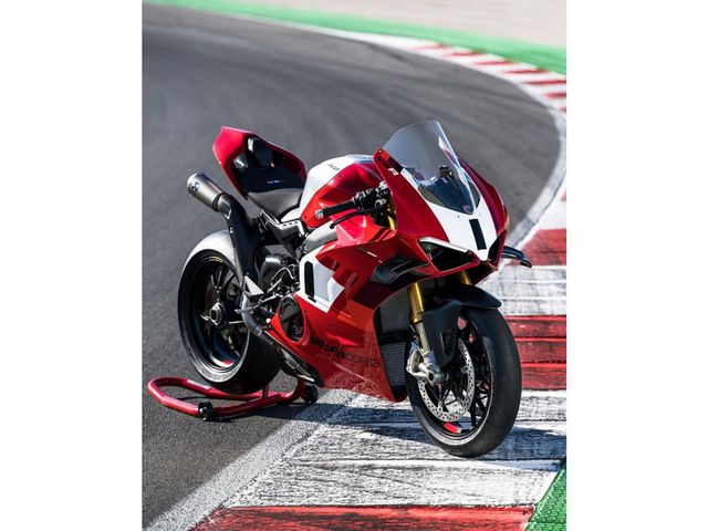 ducati - panigale-v4-r