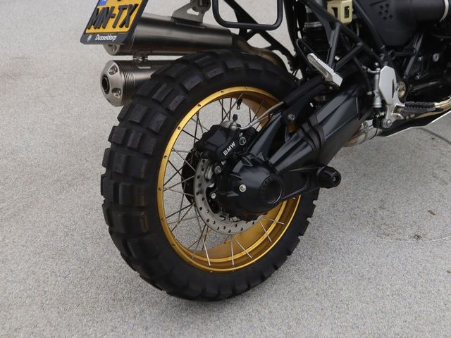 bmw - r-nine-t-urban-gs-40-years-gs-edition