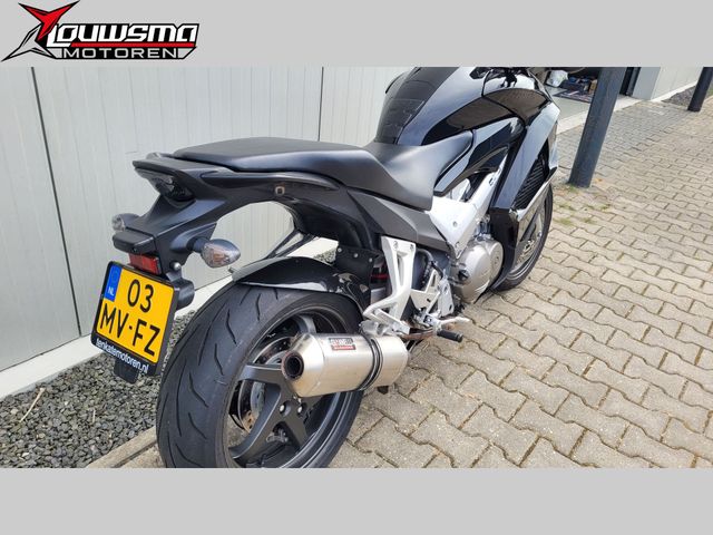 honda - vfr-800-x-crossrunner