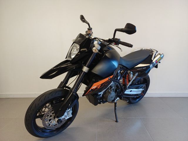 ktm - 990-supermoto-r