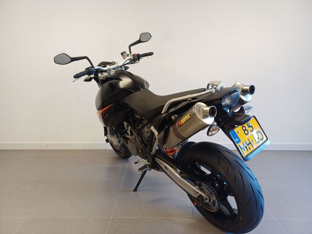 ktm - 990-supermoto-r