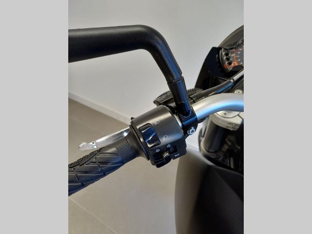 ktm - 990-supermoto-r