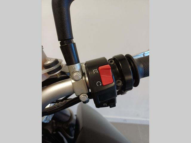 ktm - 990-supermoto-r