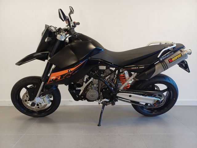 ktm - 990-supermoto-r