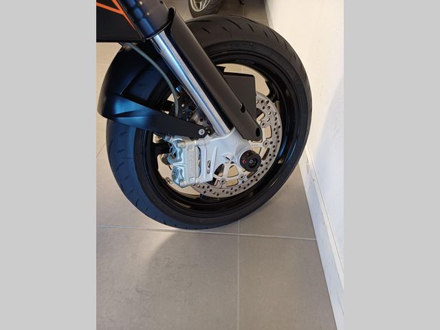 ktm - 990-supermoto-r