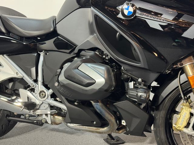 bmw - r-1250-rt