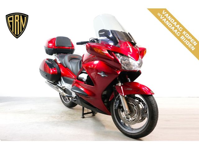 honda - st-1300-pan-european
