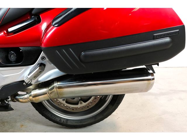 honda - st-1300-pan-european