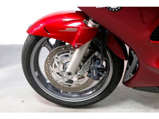 honda - st-1300-pan-european