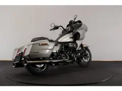 Harley-Davidson Fltrxse CVO Road Glide Custom Color Platinum 2023 occasion – foto 8 van 14