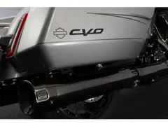 Harley-Davidson Fltrxse CVO Road Glide Custom Color Platinum 2023 occasion – foto 14 van 14