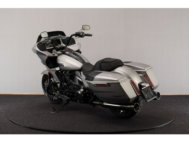 harley-davidson - cvo-road-glide